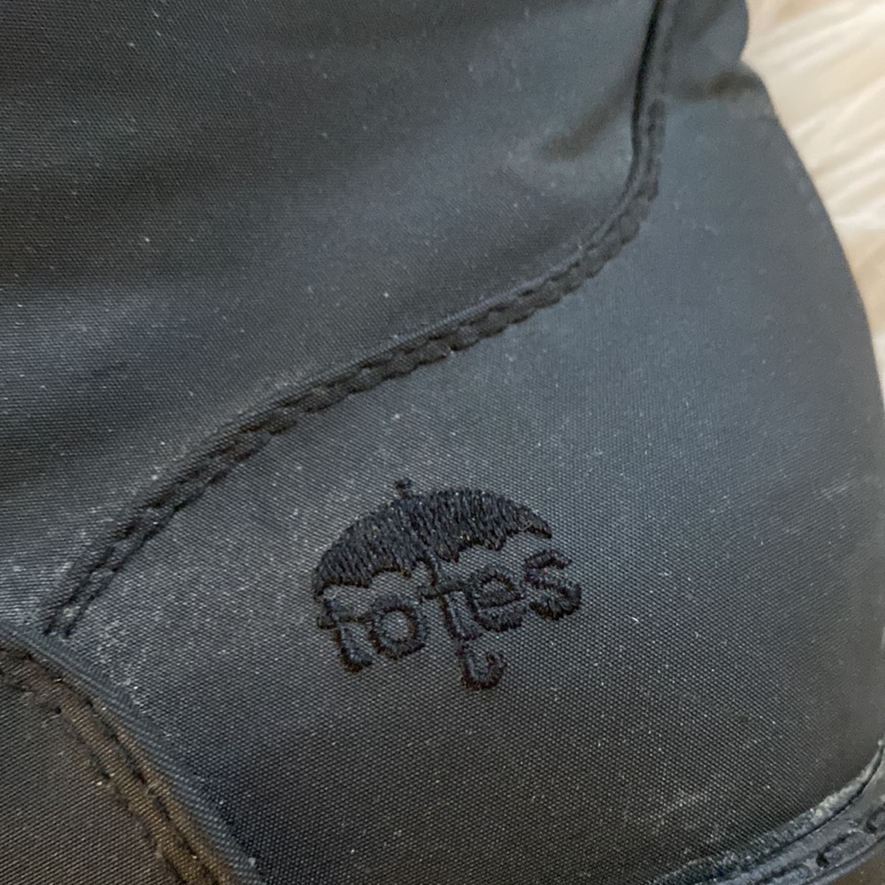 Totes Boots - image 3